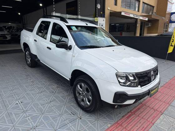 RENAULT OROCH 1.6 16V SCE FLEX INTENSE MANUAL RENAULT OROCH 1.6 16V SCE FLEX INTENSE MANUAL